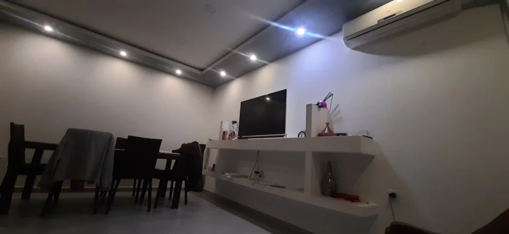 بيع شقة f4 بجاية