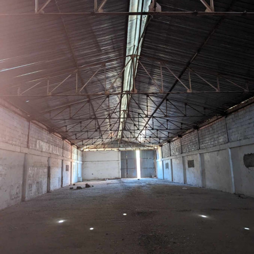 Warehouse 450m² For Rent-0