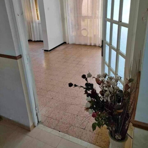 Apartment 4 rooms For Sale-0