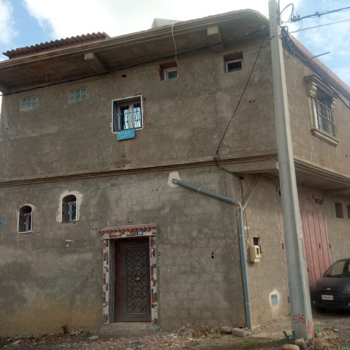 House 165m² For Sale-17