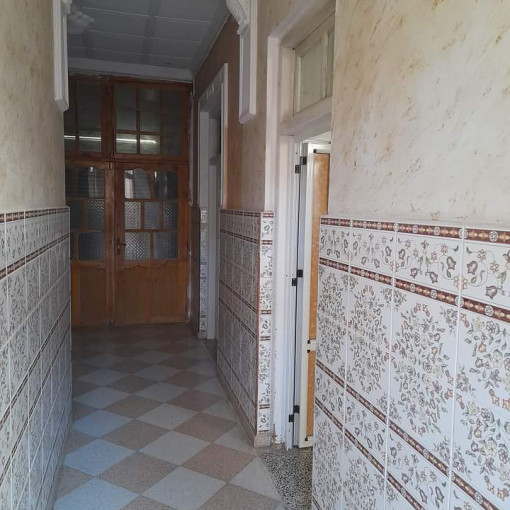 House 300m² For Sale-10