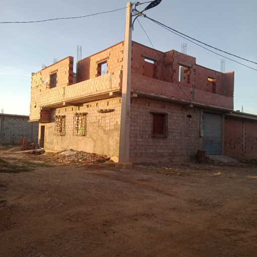 House 120m² For Sale-0