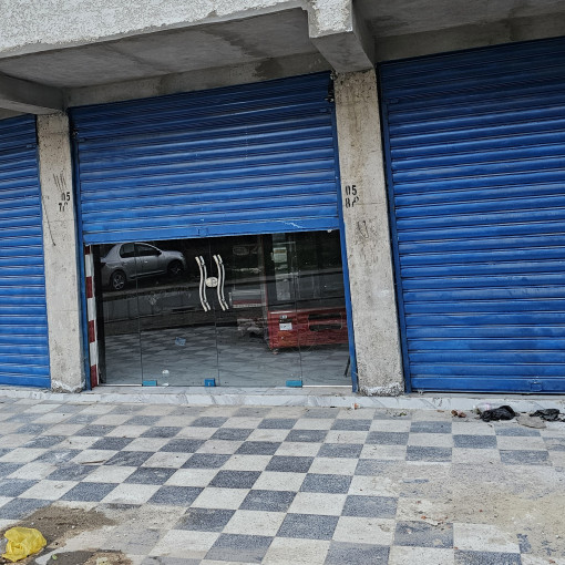 Shop 250m² For Sale-0