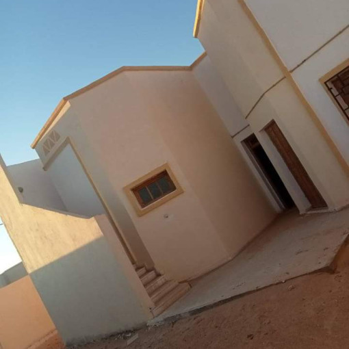 House 260m² For Sale-0