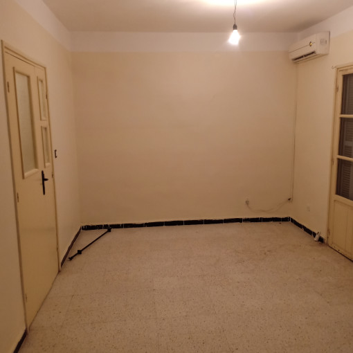 Apartment 4 rooms For Sale-0