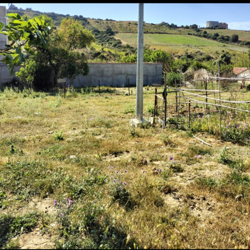 Land 204m² For Sale-0