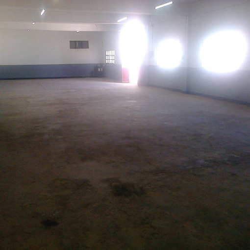 Shop 2000m² For Sale-32