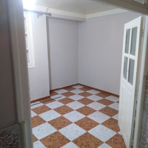 Apartment 5 rooms For Rent-3