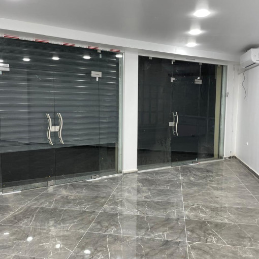 Shop 153m² For Rent-4