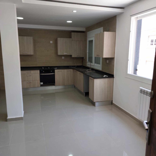 Apartment 4 rooms For Sale-1