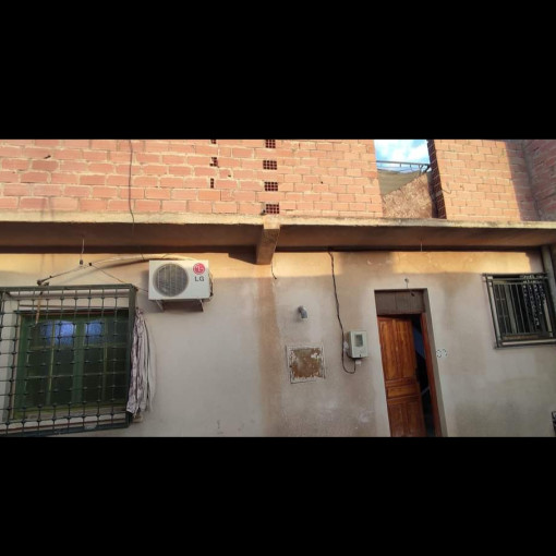 House 170m² For Sale-5