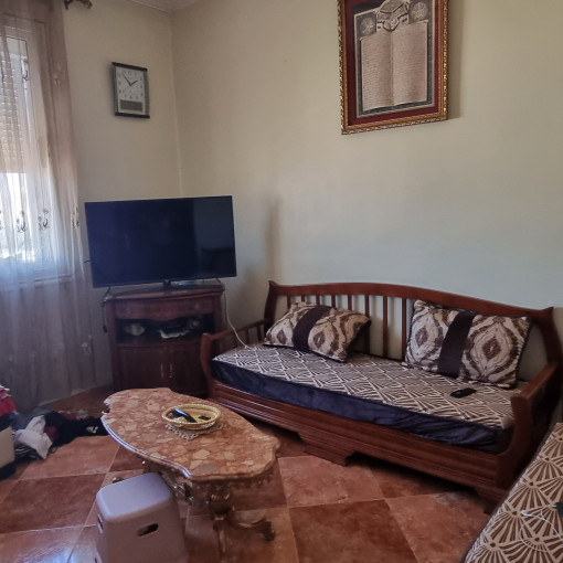 Apartment 5 rooms For Sale-3