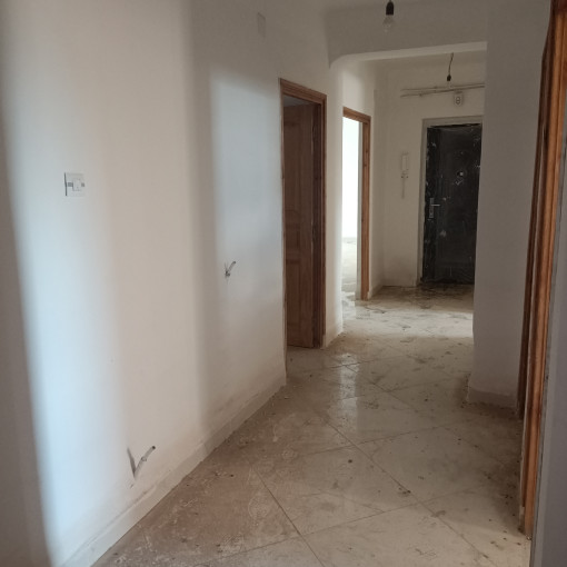 Apartment 4 rooms For Sale-5