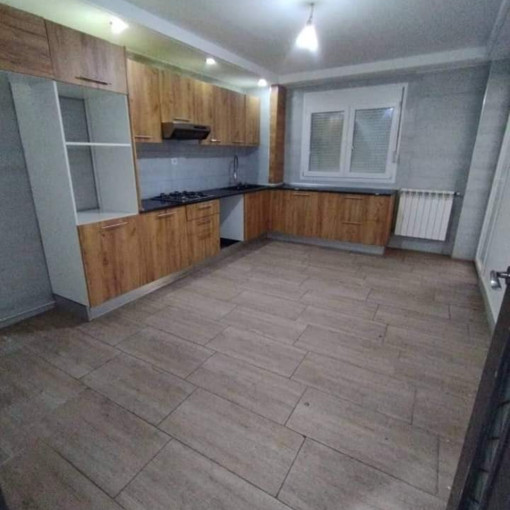 ترقية عقارية 170m² For Rent-1