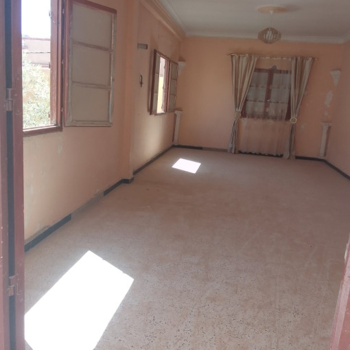 House 360m² For Sale-7